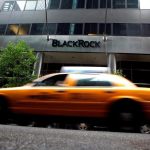 ETF от BlackRock обогнал MicroStrategy по накопленным BTC